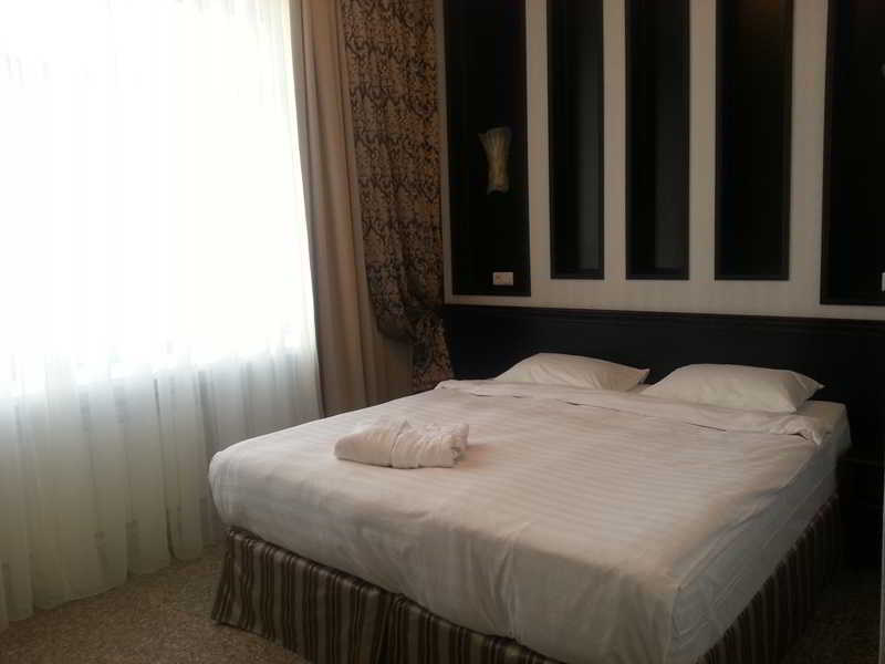 Royal Petrol Hotel Almatı Dış mekan fotoğraf